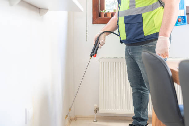 Best Cockroach Control Services  in Bannockburn, IL